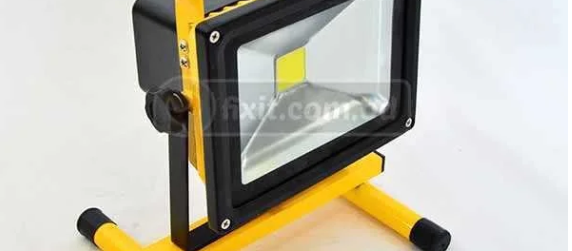 10W 5V Warm White 4-6 Hours new item 2025